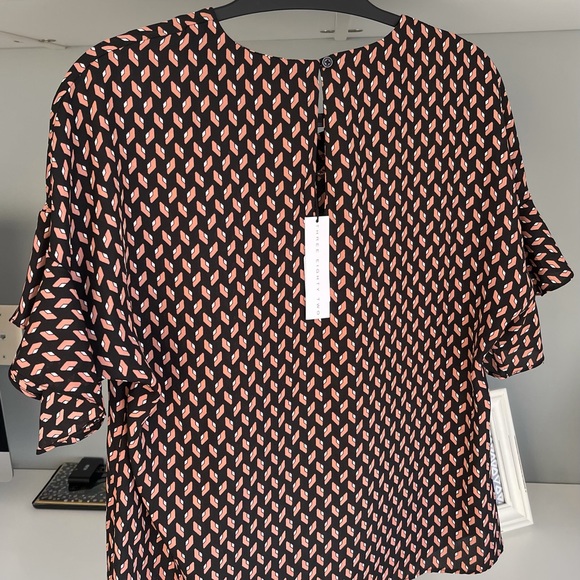 Blouse - Picture 2 of 6